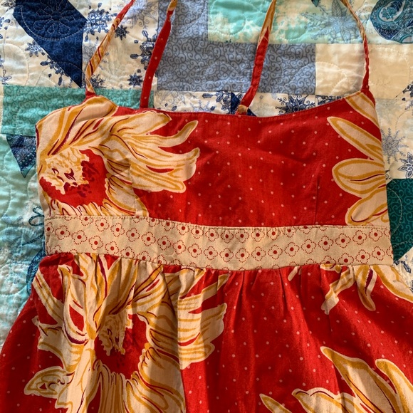 Sundress - Picture 2 of 4